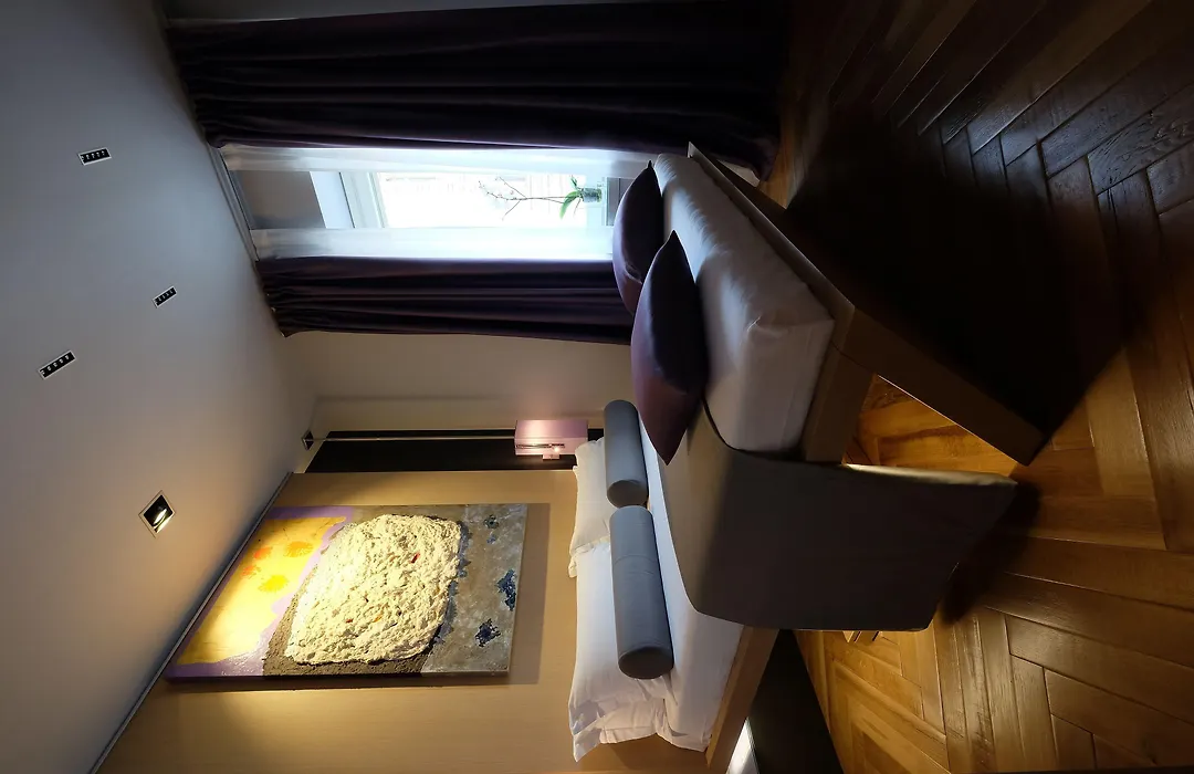 Navona Rooms-1