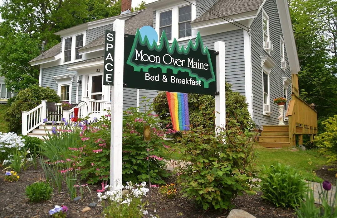 Moon Over Maine Bed & Breakfast-1