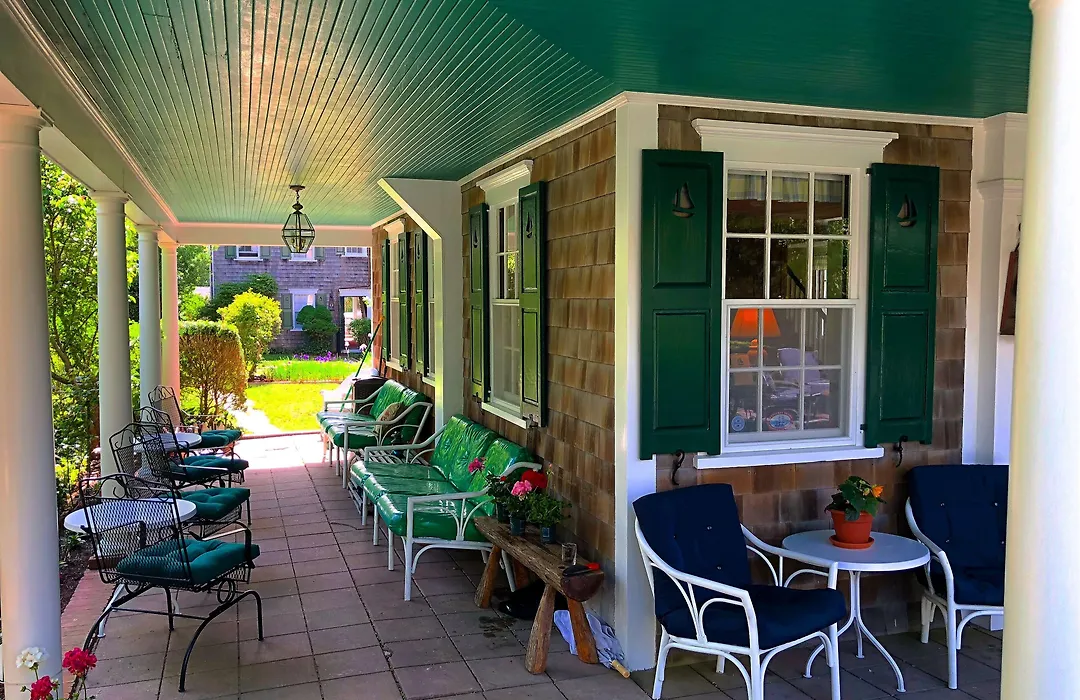 The Barnacle Inn-1