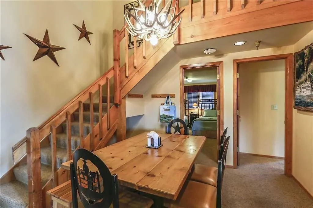 Tyra Ski In Out 4 Bedroom Condo-1