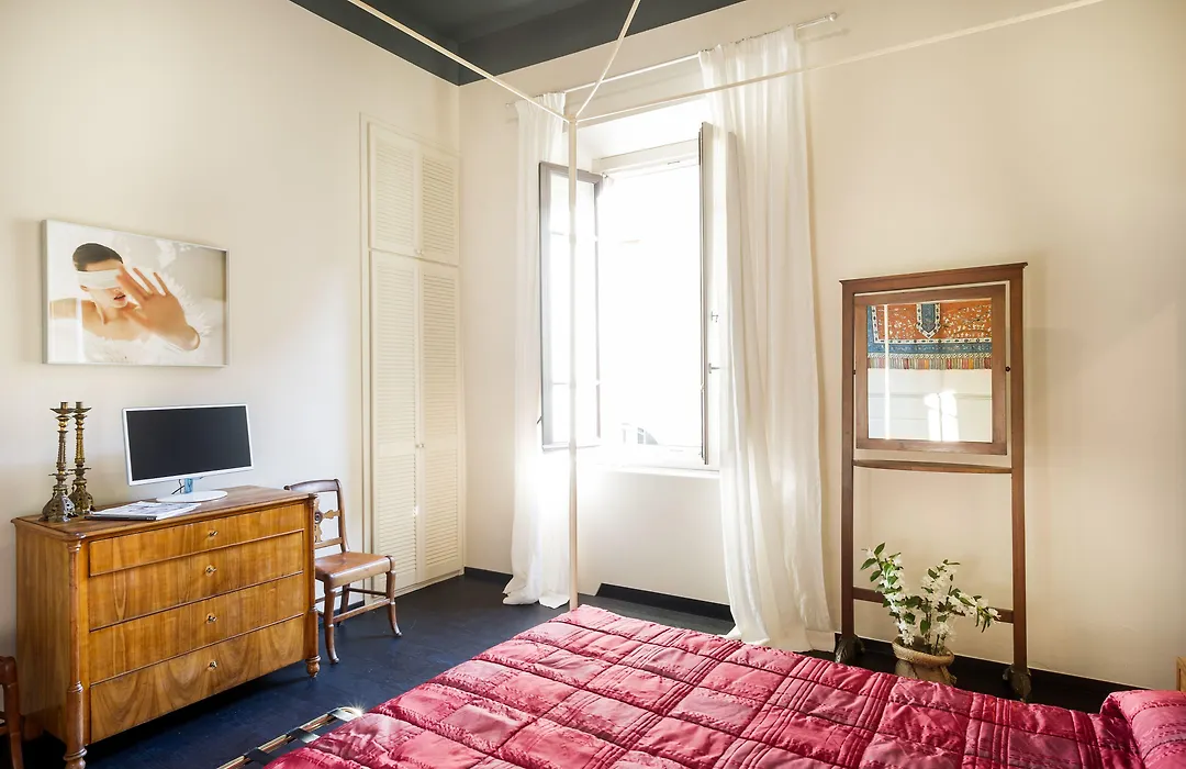 Arnobio Florence Suites-1