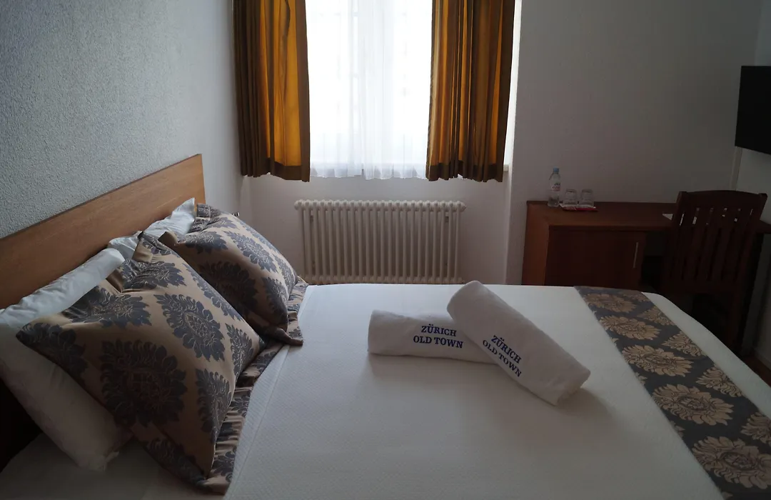 Hotel Old Town-1