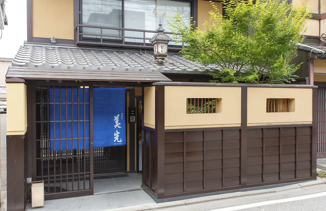 Hotel Ethnography - Gion Shinmonzen-1