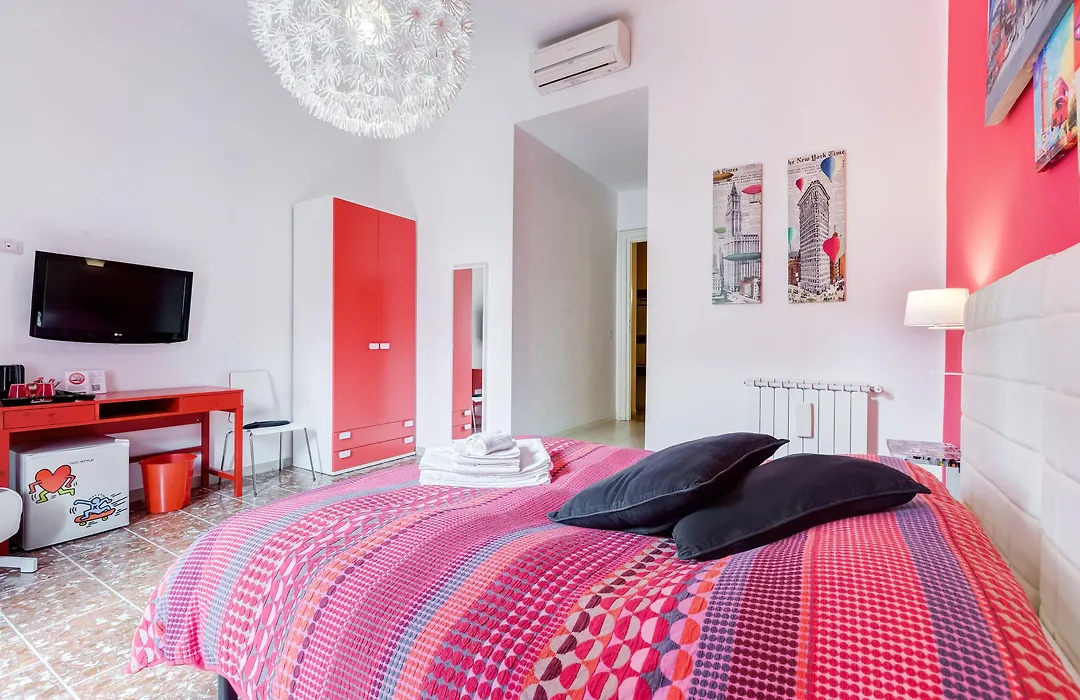 2 Passi Al Colosseo B&B-1