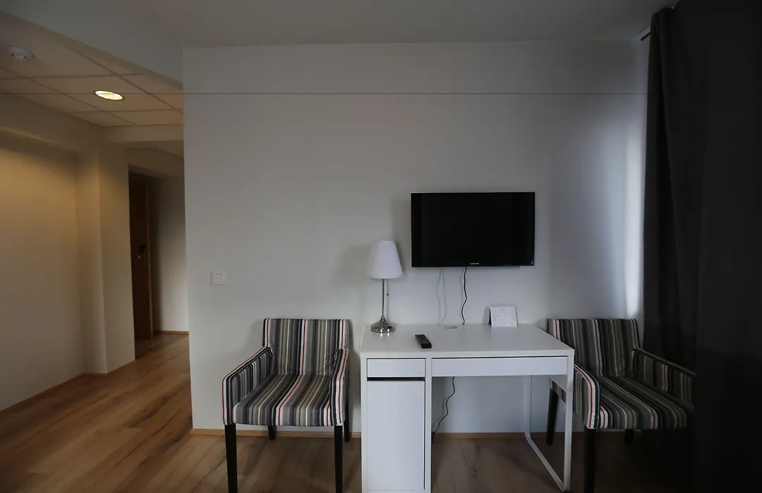 100 Iceland Hotel-1