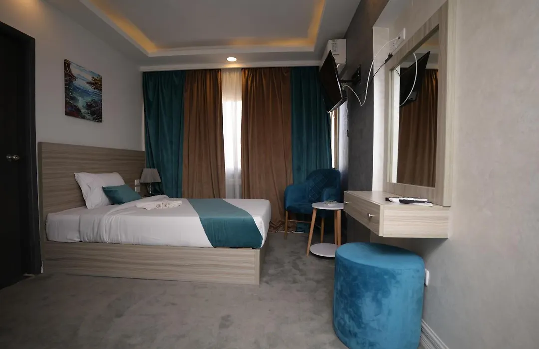 Mar Charbel Hotel Cairo-1