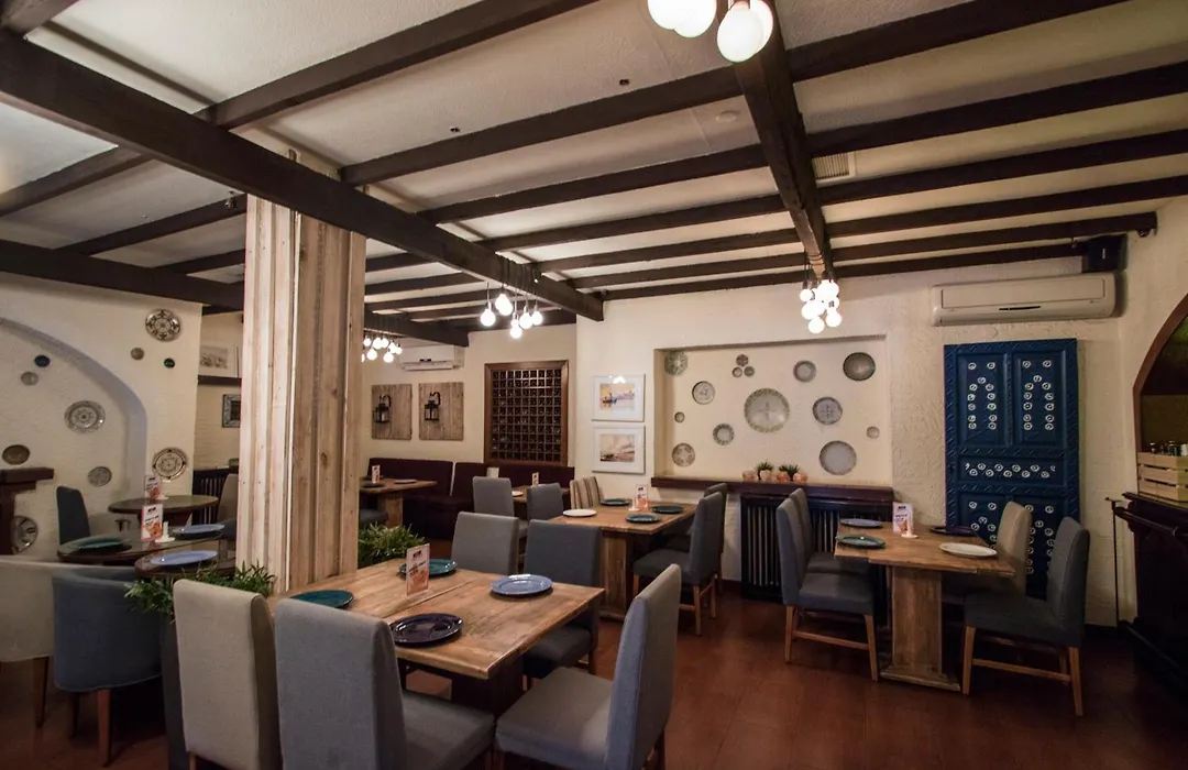 Bonita Inn-1