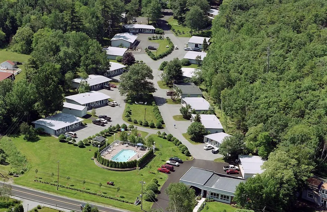 Bar Harbor Motel-1
