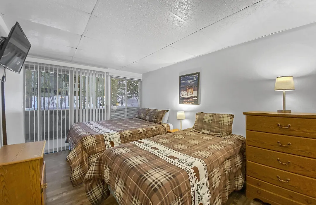 The Lift #210 - Lots Of Room - Pool And Hot Tub Access-1