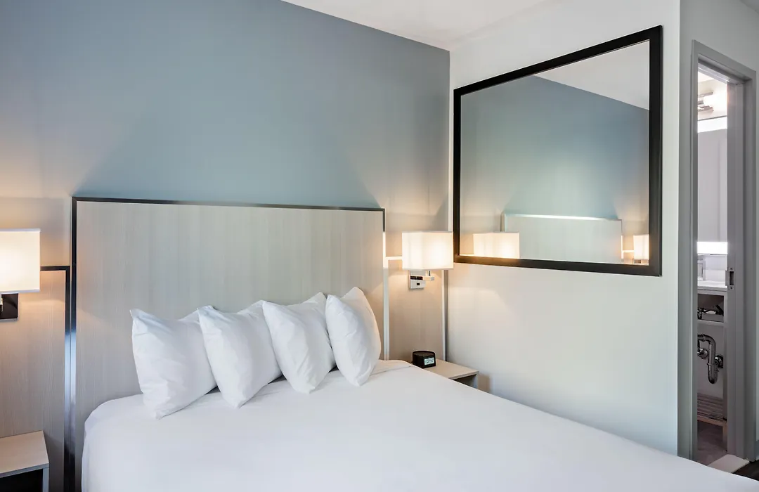 The Gatsby Hotel-1