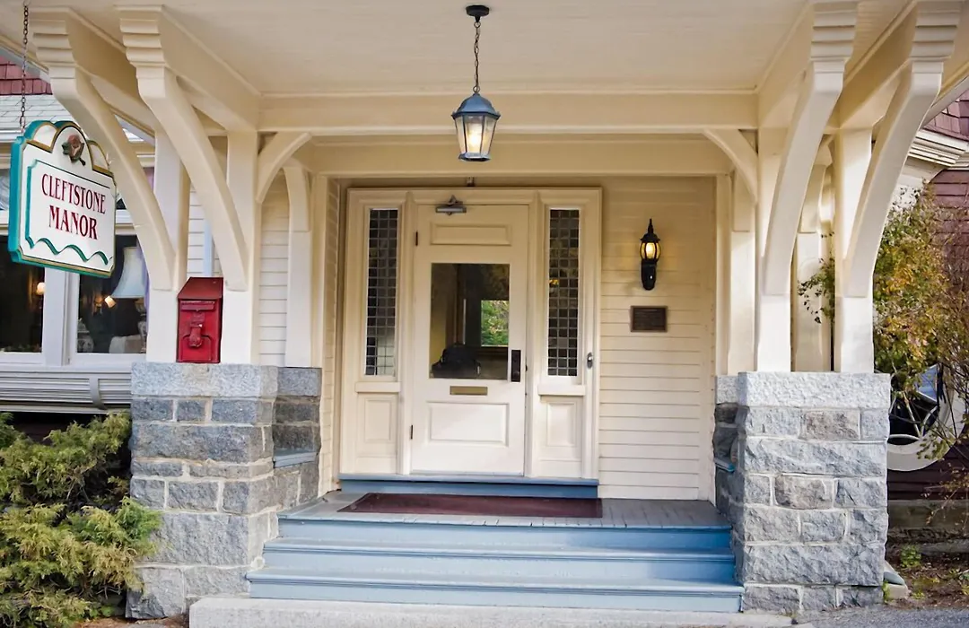 Cleftstone Inn-1