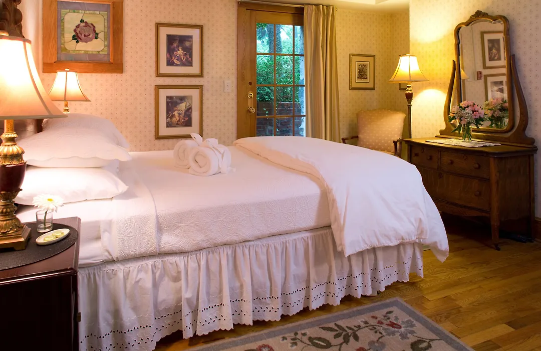 Beaufort House Inn-1