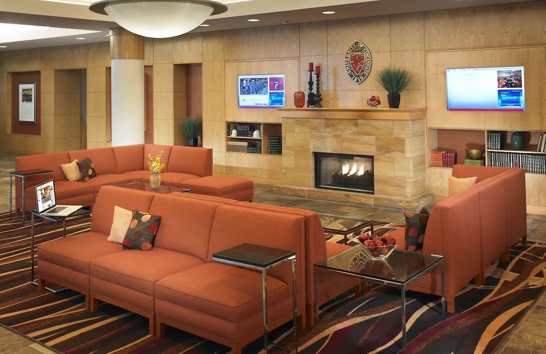 Graduate By Hilton Cincinnati-1