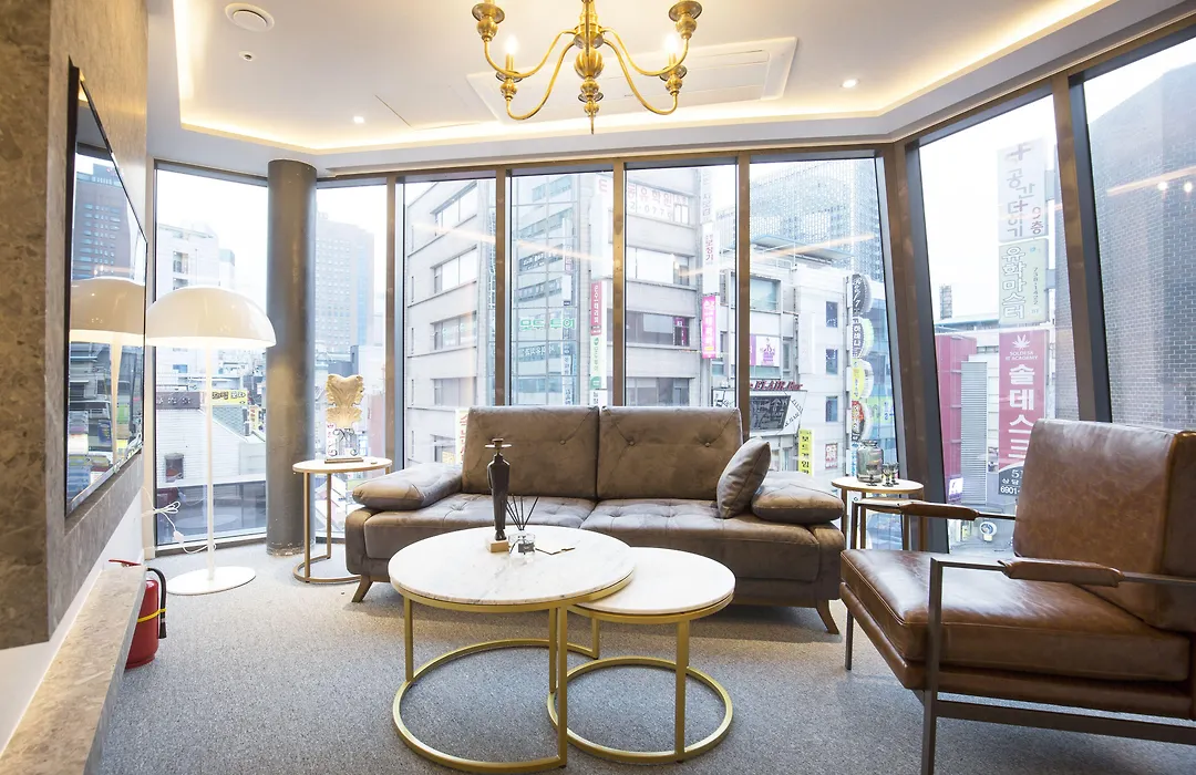 Uh Suite The Jongno-1