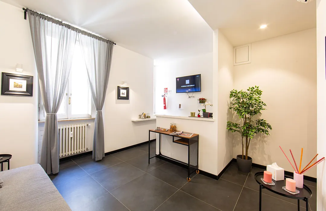 Lombardia40 Luxury Suites-1