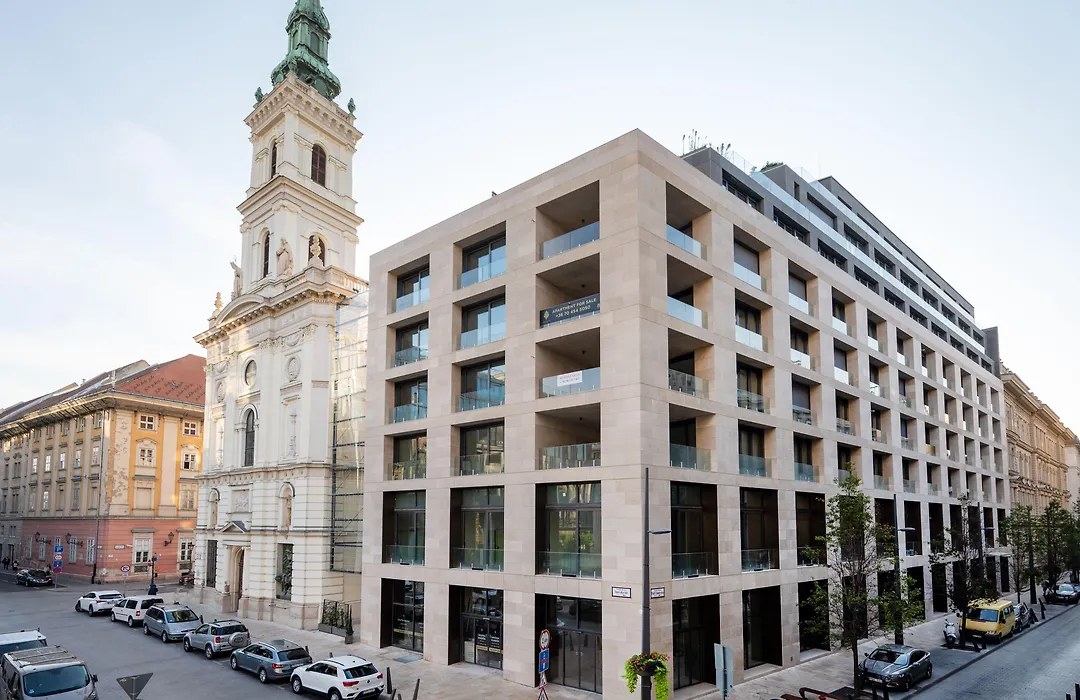 Emerald Hotel By Continental Group-1