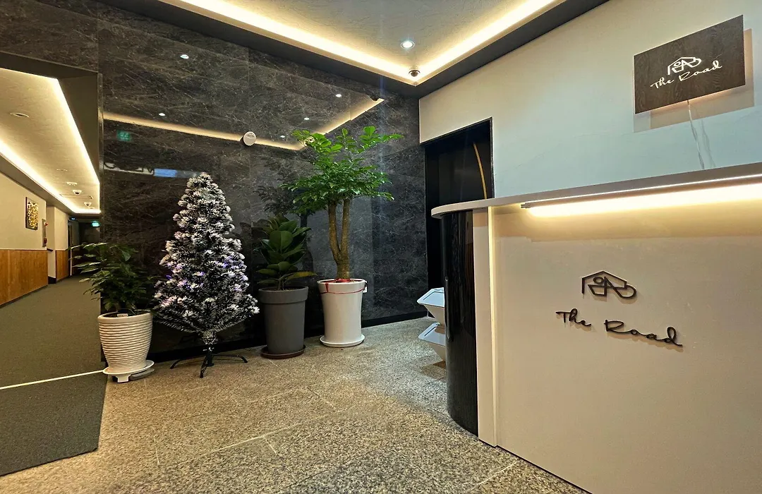 The Road Hotel-1