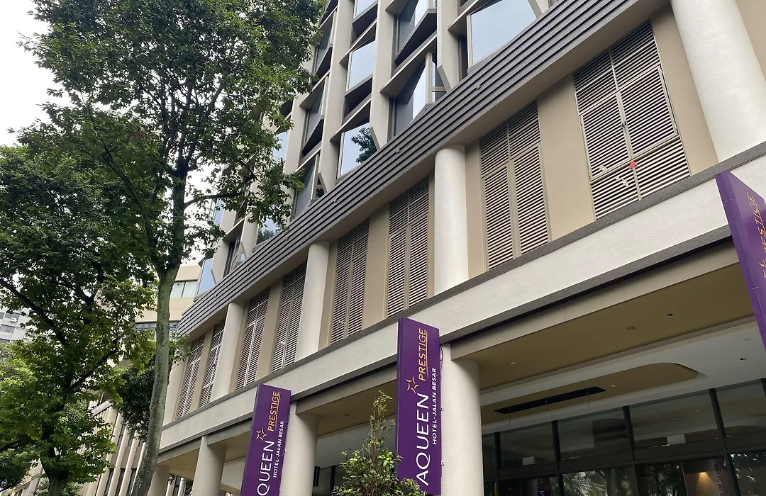 Aqueen Prestige Hotel Jalan Besar-1