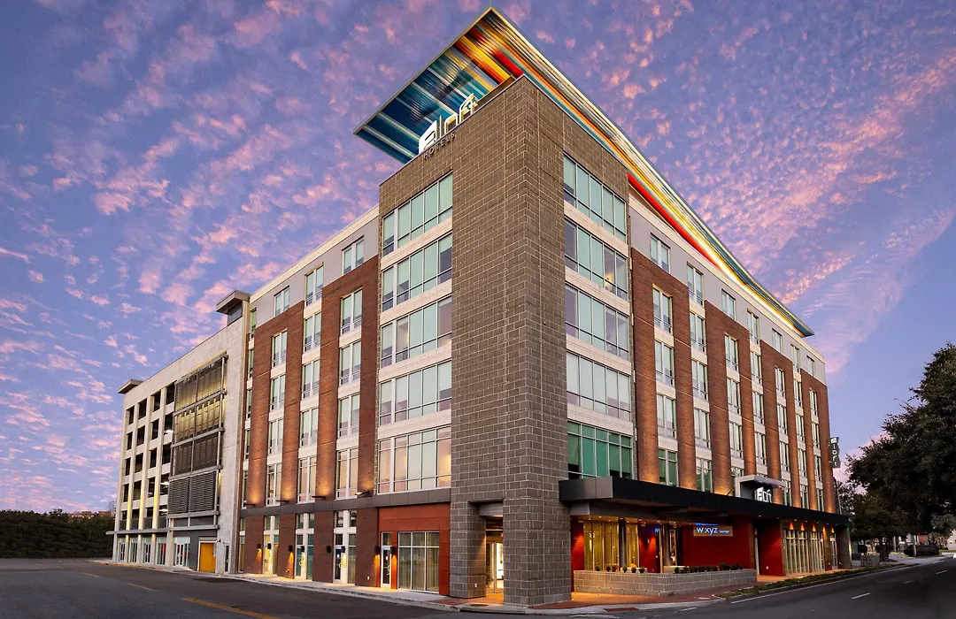 Aloft By Marriott Savannah Downtown Historic District-1
