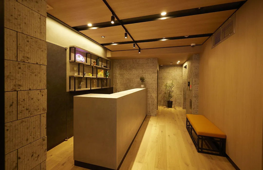 Section L Hatchobori-1