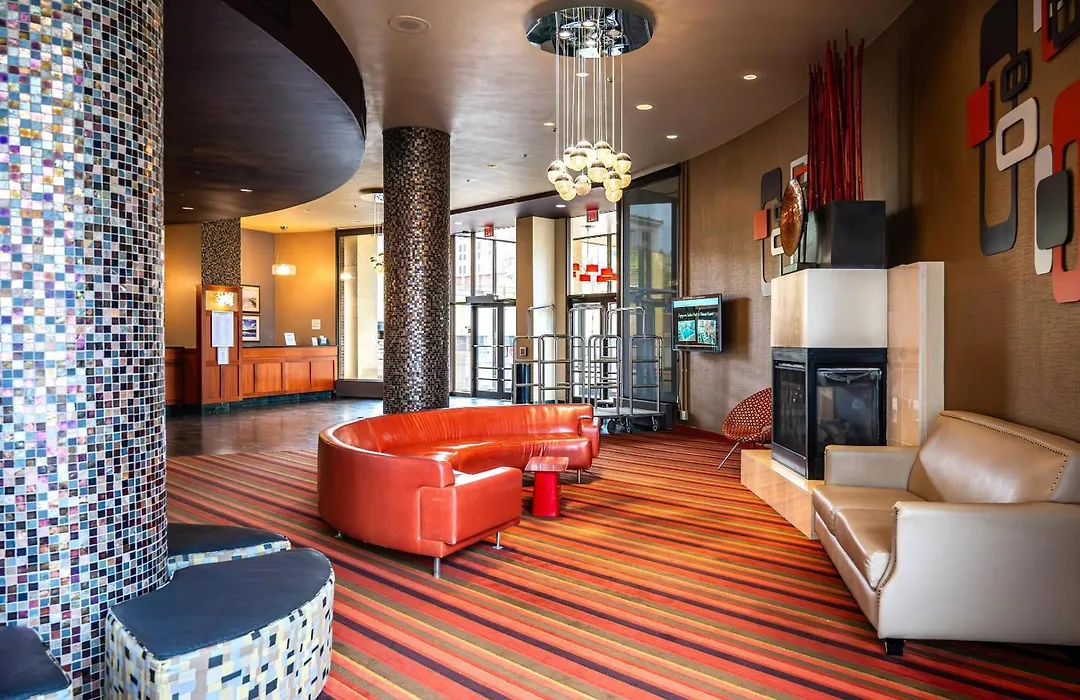 Radisson Hotel Duluth-Harborview-1