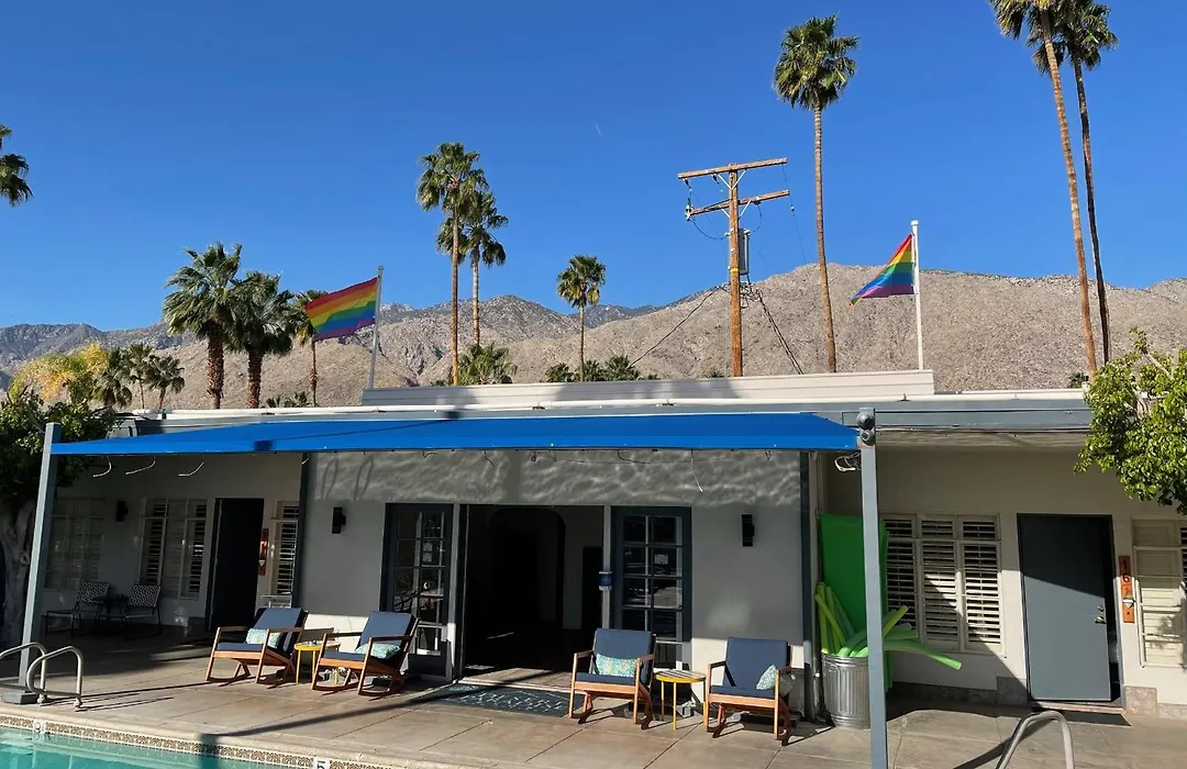 Desert Paradise - A Men'S Clothing Optional Resort-1