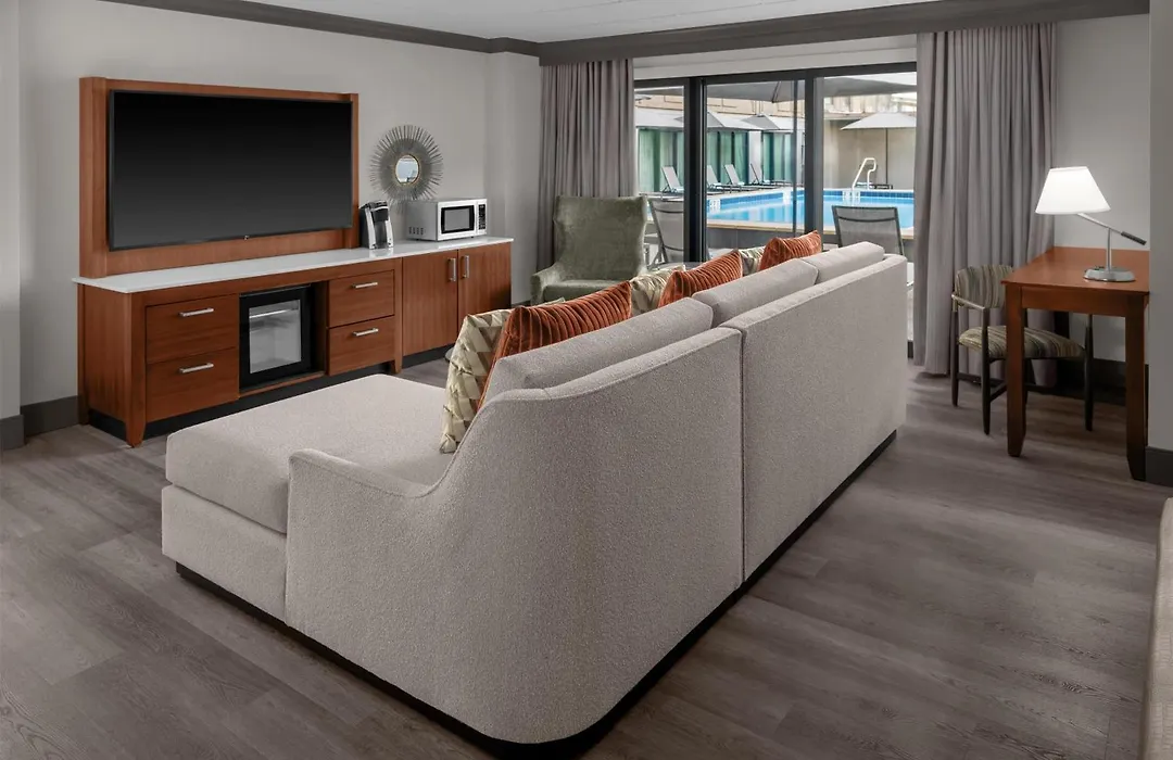 Doubletree By Hilton New Orleans-1