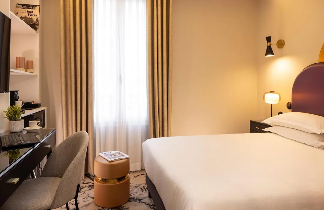 Hotel Mondial-1