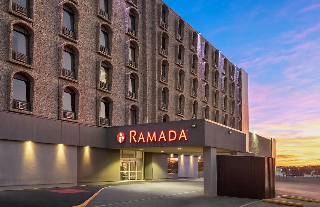 Ramada By Wyndham Saskatoon-1