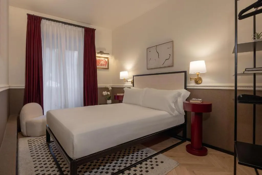 Piazza Di Spagna Prestige-1