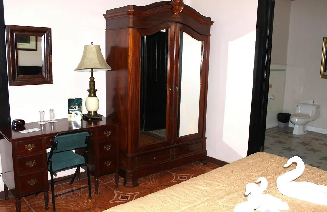 Sportsmens Lodge - Gentlemen'S Club (Adults Only)-1