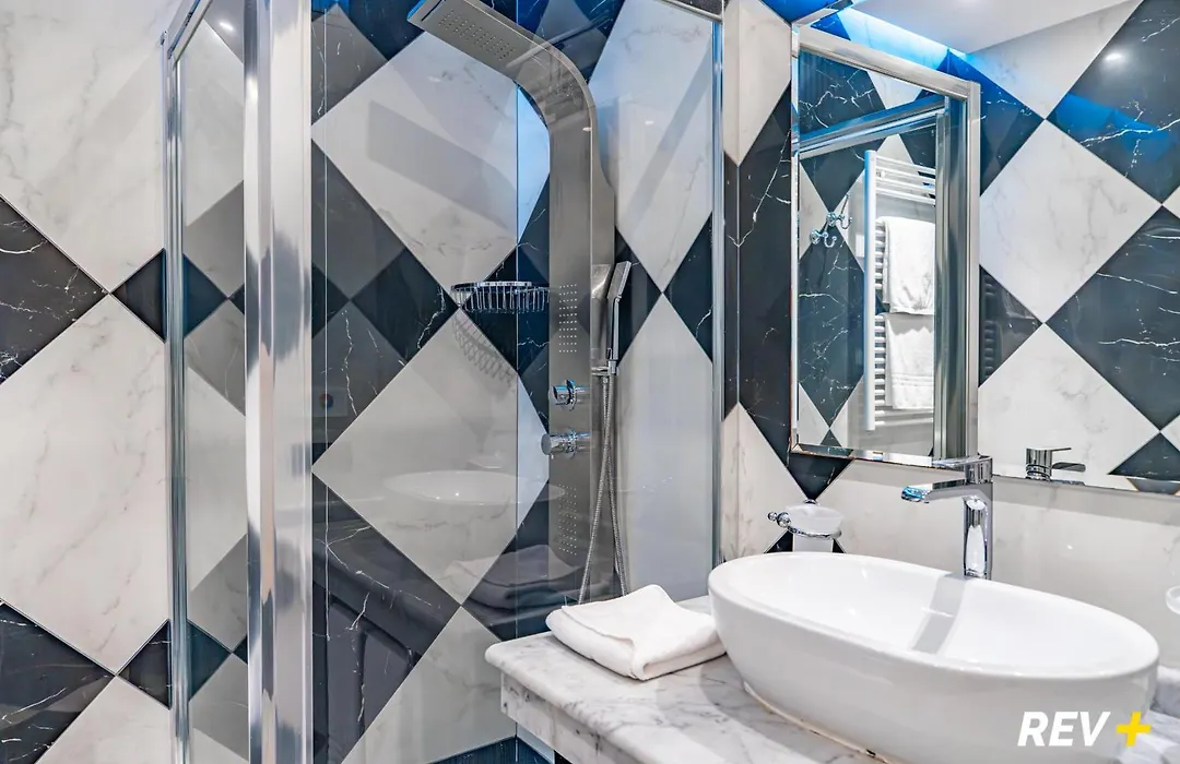 Via Veneto Suites-1