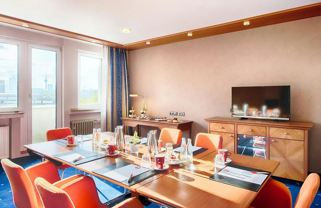 Leonardo Hotel Duesseldorf City Center-1