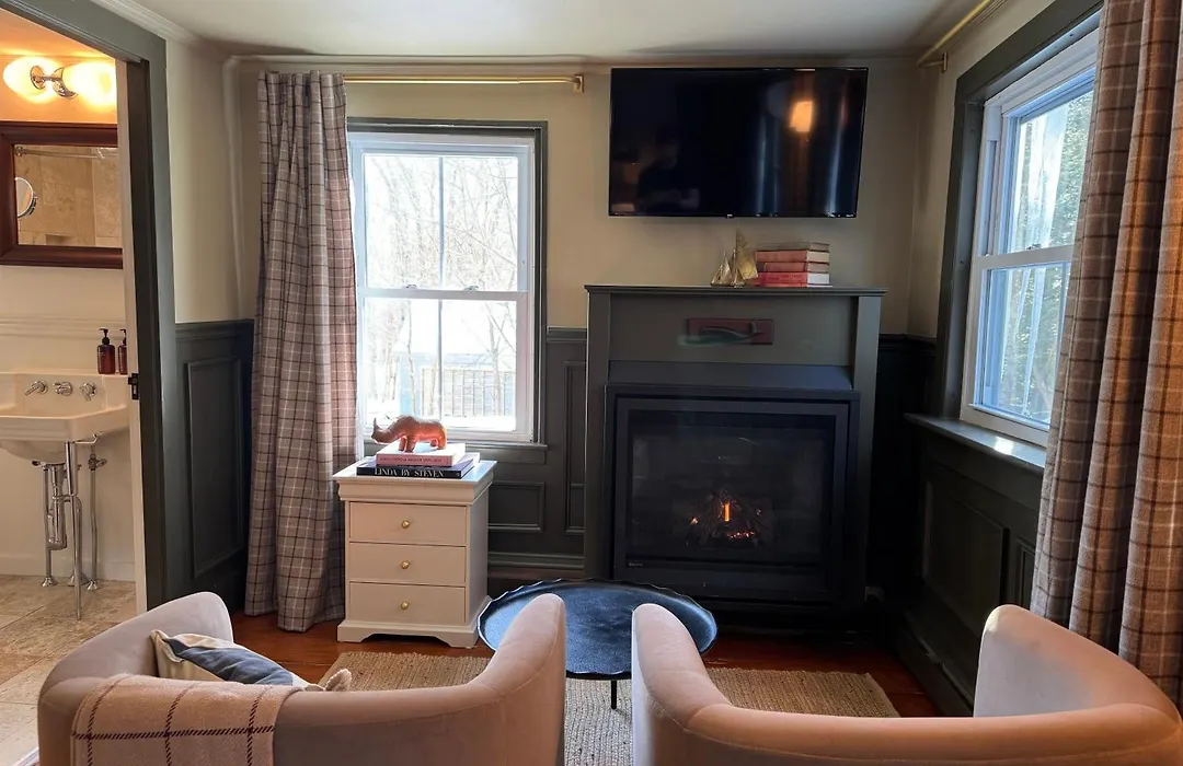 Hideaway Inn Maine-1