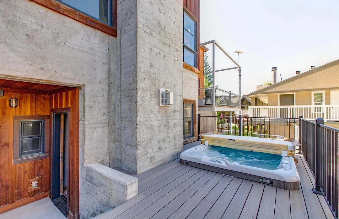 Abode At Empire Lodge-1