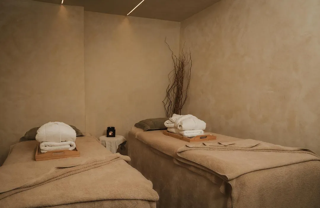 Athenaeum Eridanus Luxury Hotel-1