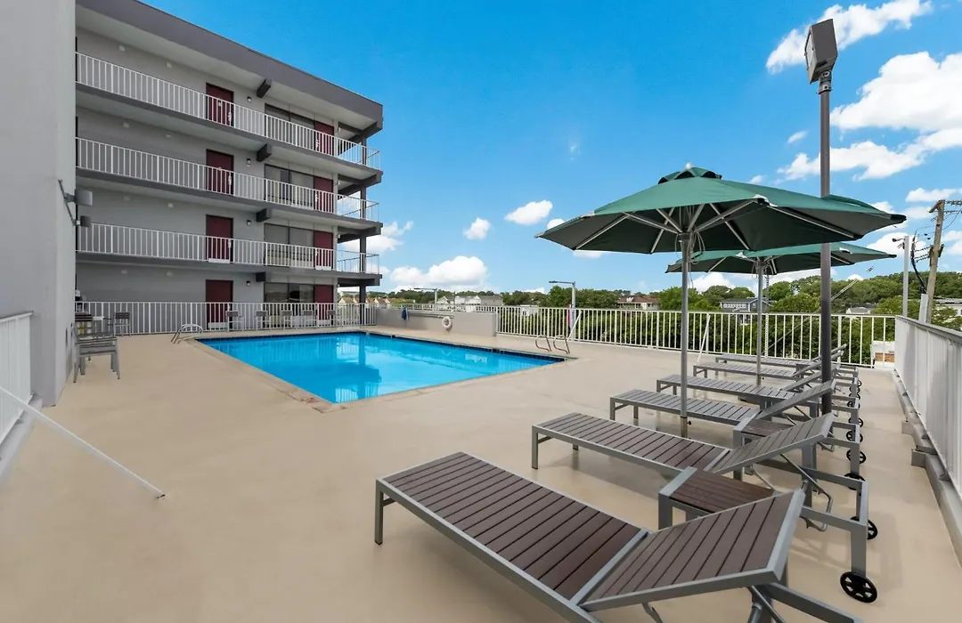 Red Roof Inn Plus & Suites Virginia Beach - Seaside-1