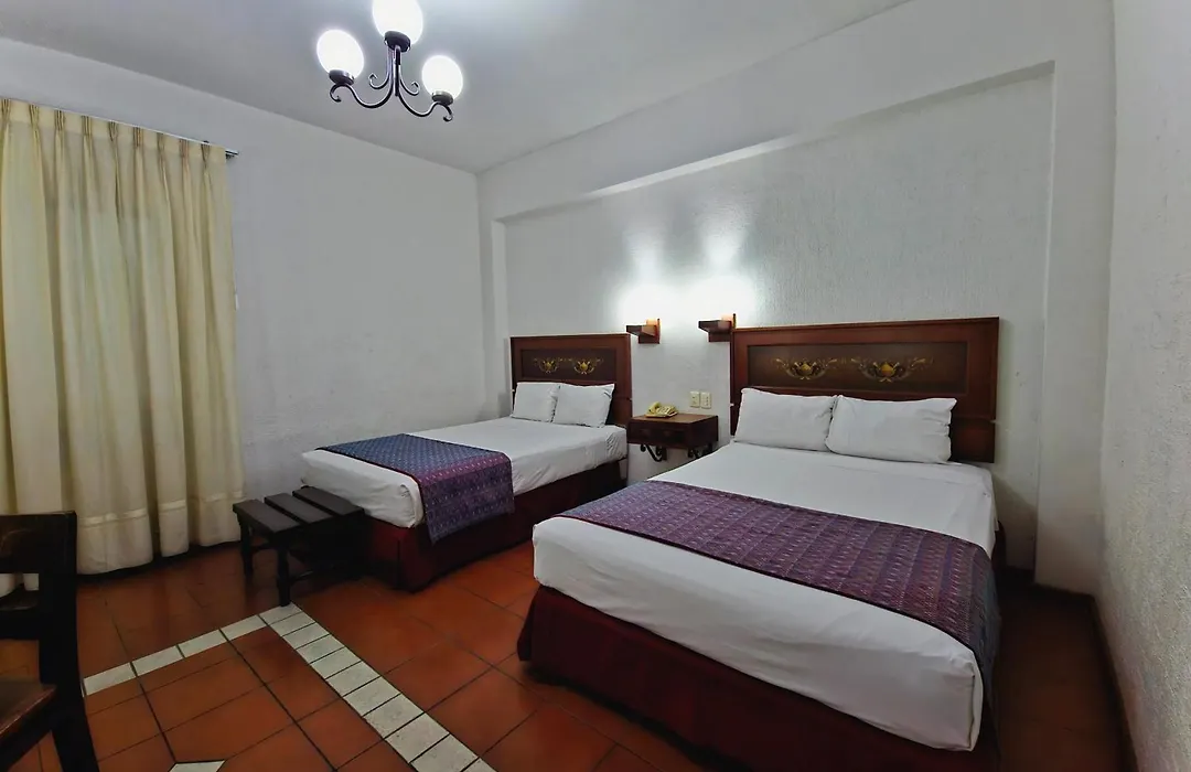 Hotel Fenix-1