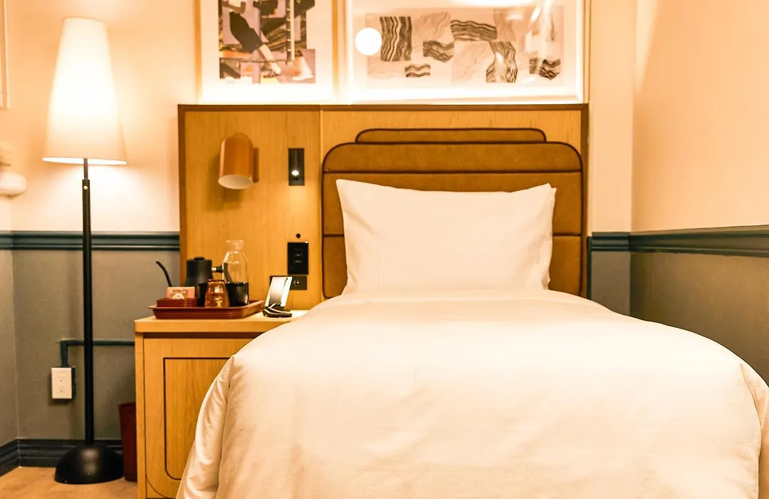 The Strathcona Hotel-1