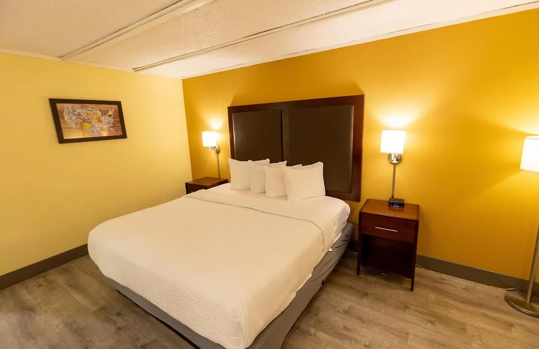 Kings House Motor Hotel, A Dazzler Select By Wyndham-1