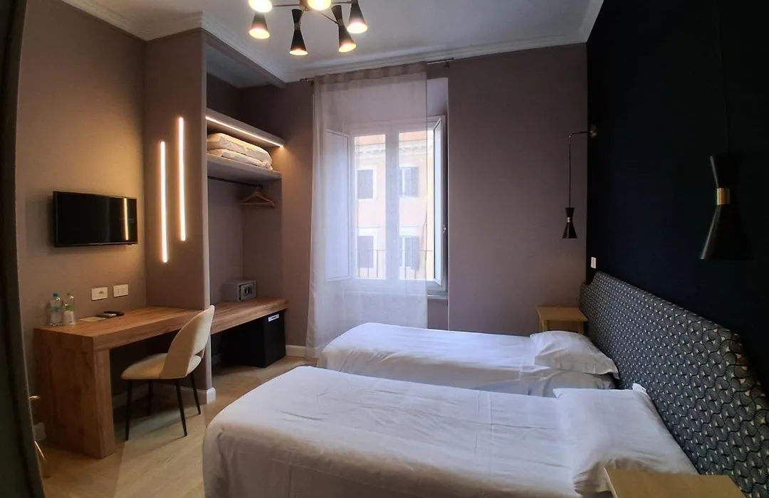 Hotel Fiori-1