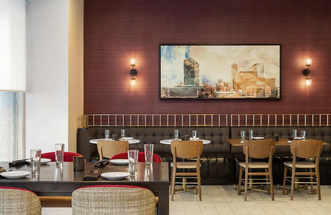 Hilton Garden Inn Indianapolis Downtown-1