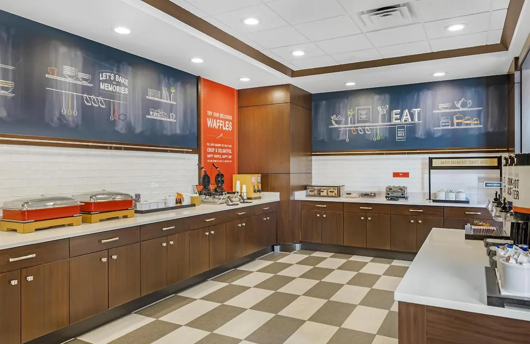 Hampton Inn & Suites Bend-1