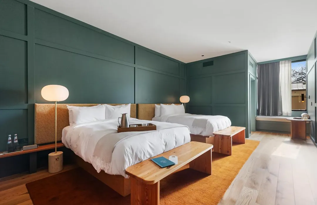 Albert Hotel-1