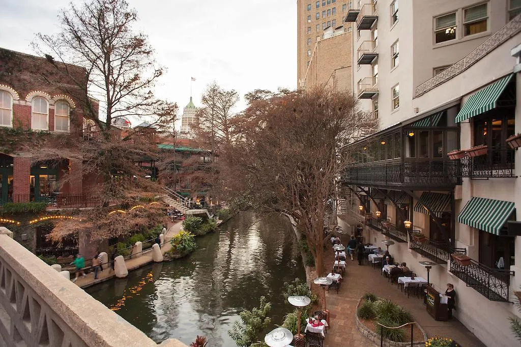 Club Wyndham Riverside Suites-1