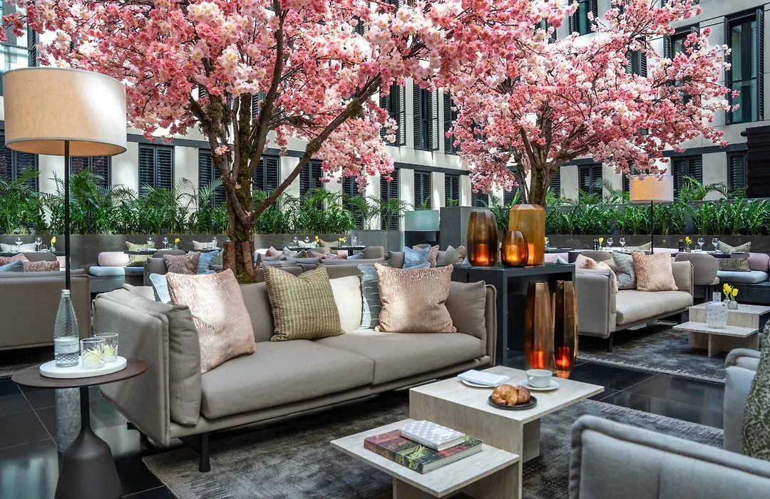 Grosvenor House Suites-1