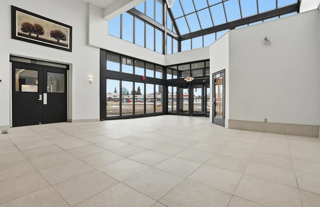 Seven Oaks Hotel Regina, Surestay Collection By Best Western-1