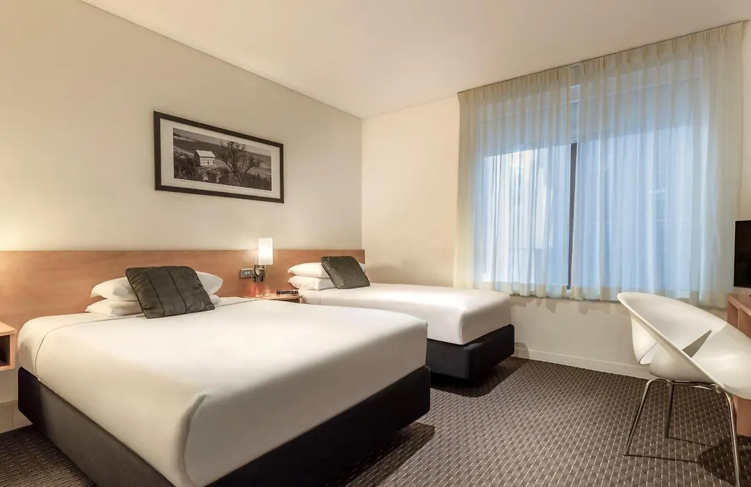 Ibis Melbourne Hotel And Apartments-1