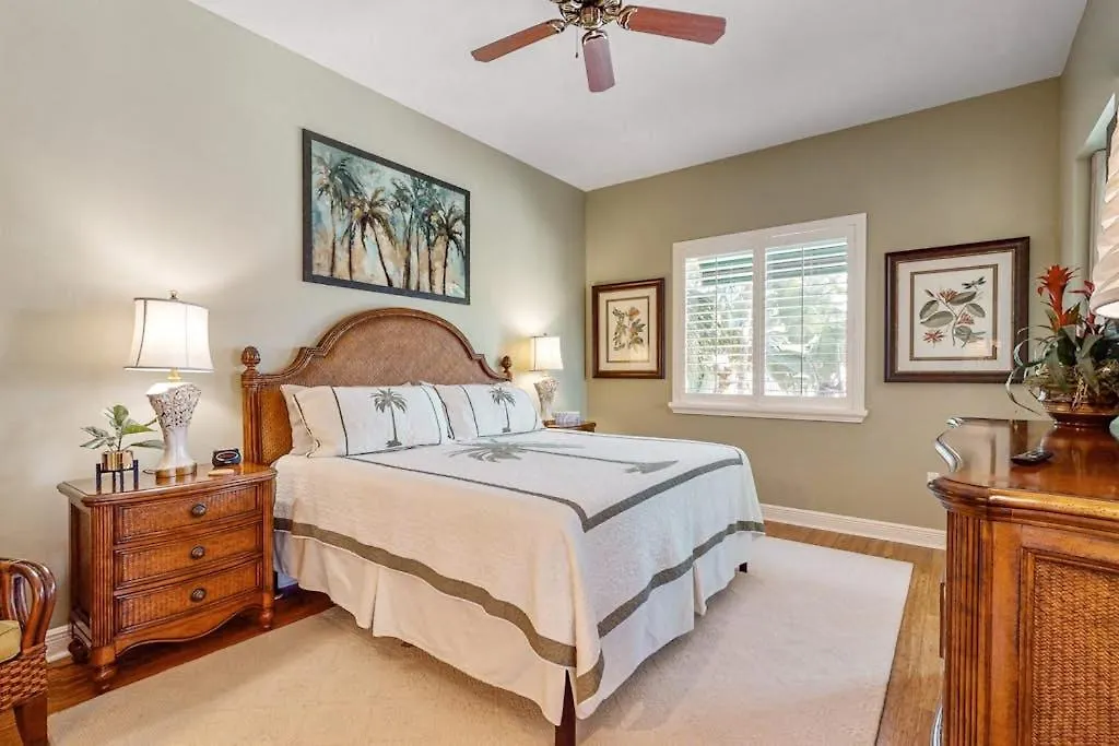 The Cottages At Naples Bay Resort-1