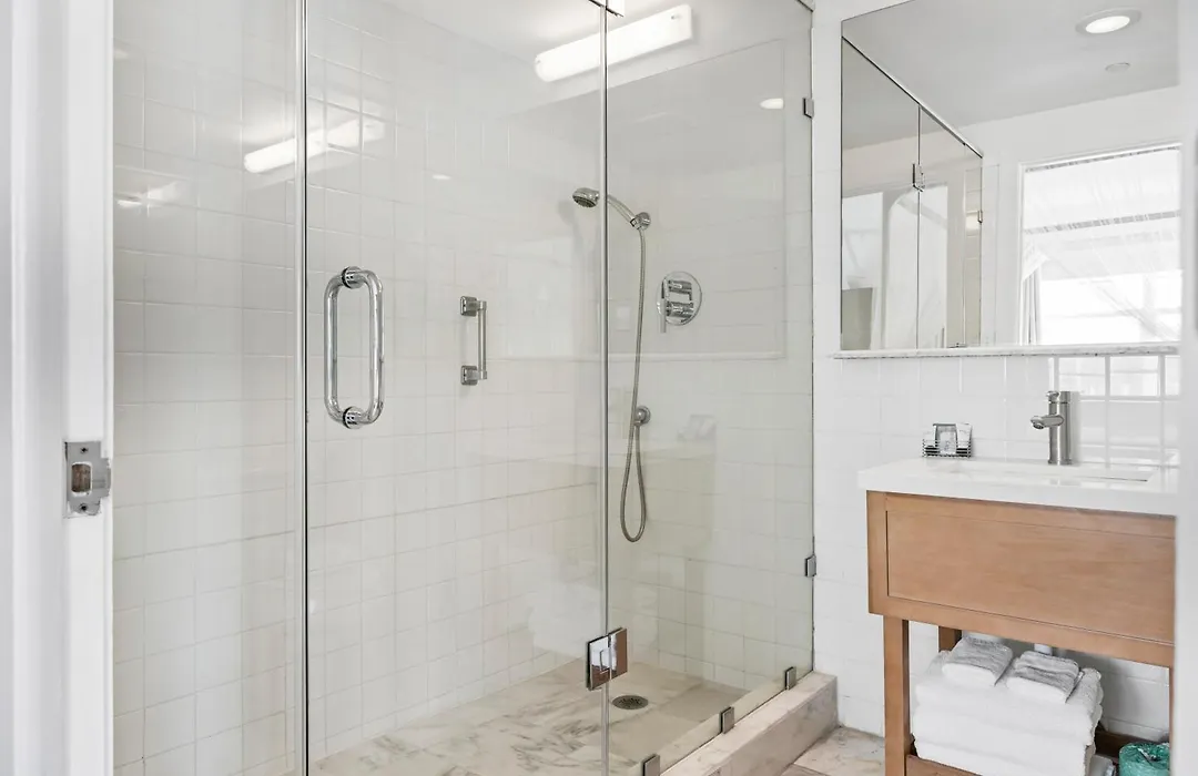 Townhouse Hotel-1